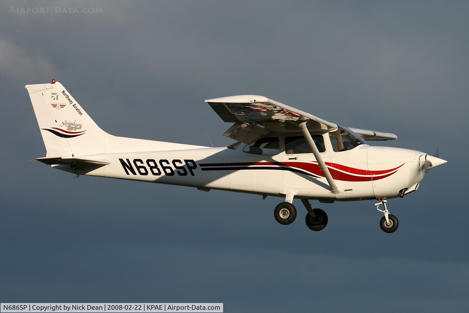 N686SP, 1999 Cessna 172S C/N 172S8097, /