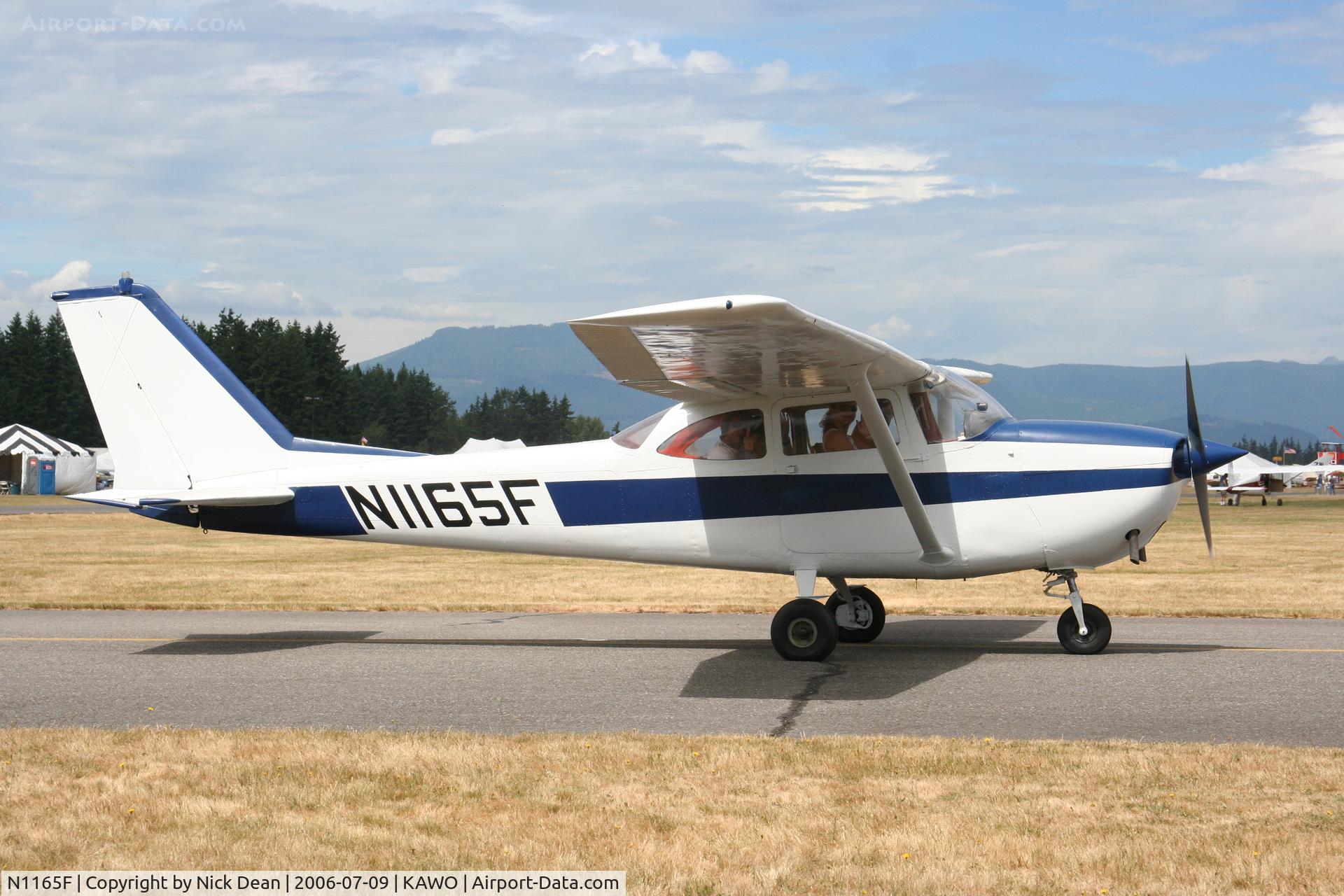 N1165F, 1966 Cessna 172G C/N 17254760, /