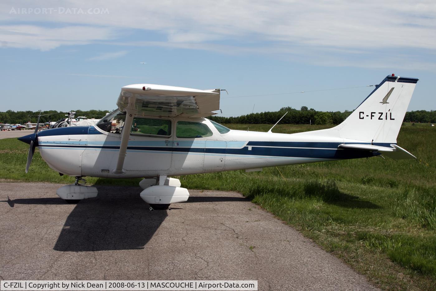C-FZIL, 1969 Cessna 172K Skyhawk C/N 17257404, /