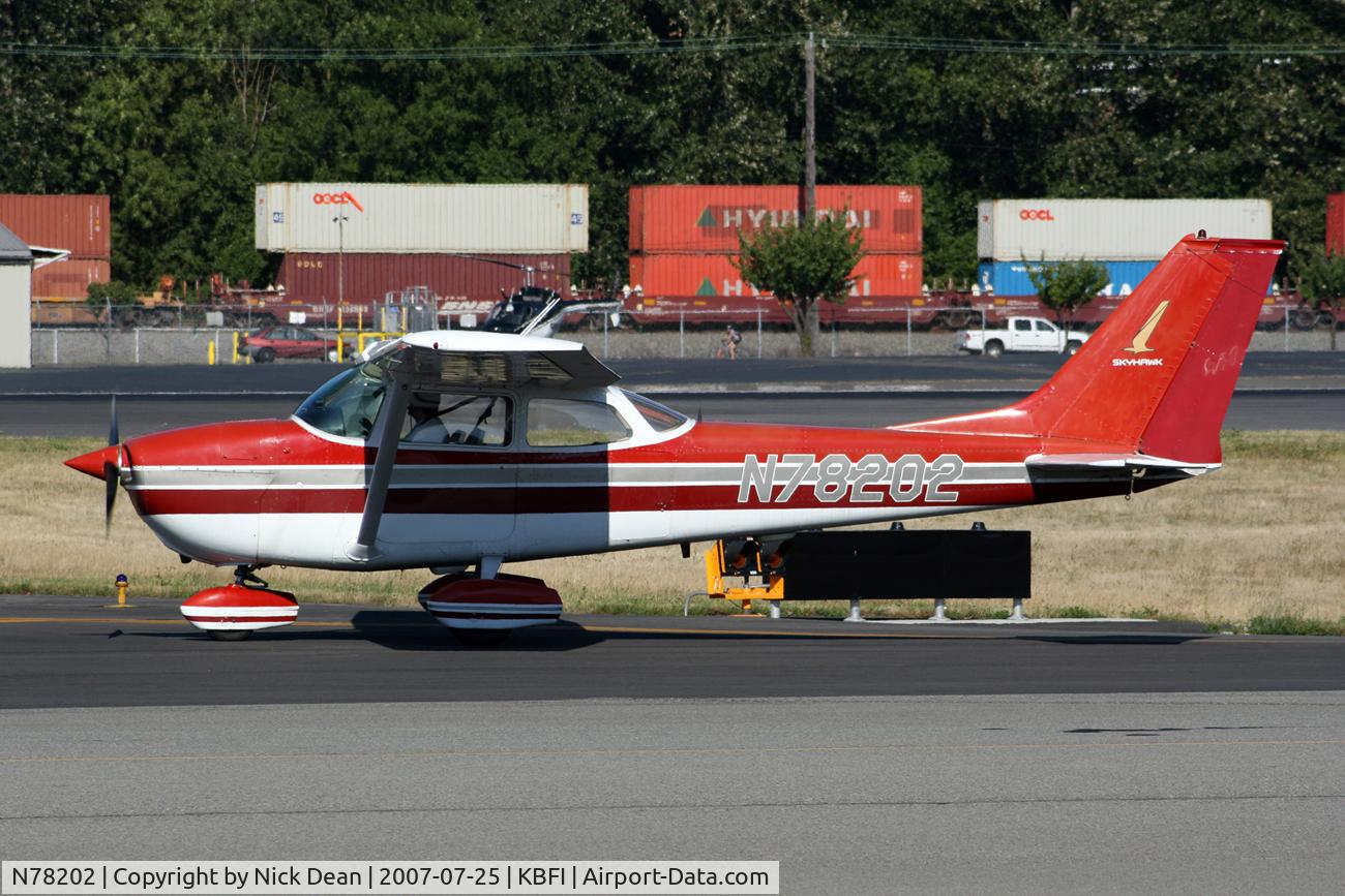 N78202, 1968 Cessna 172K Skyhawk C/N 17257524, KBFI
