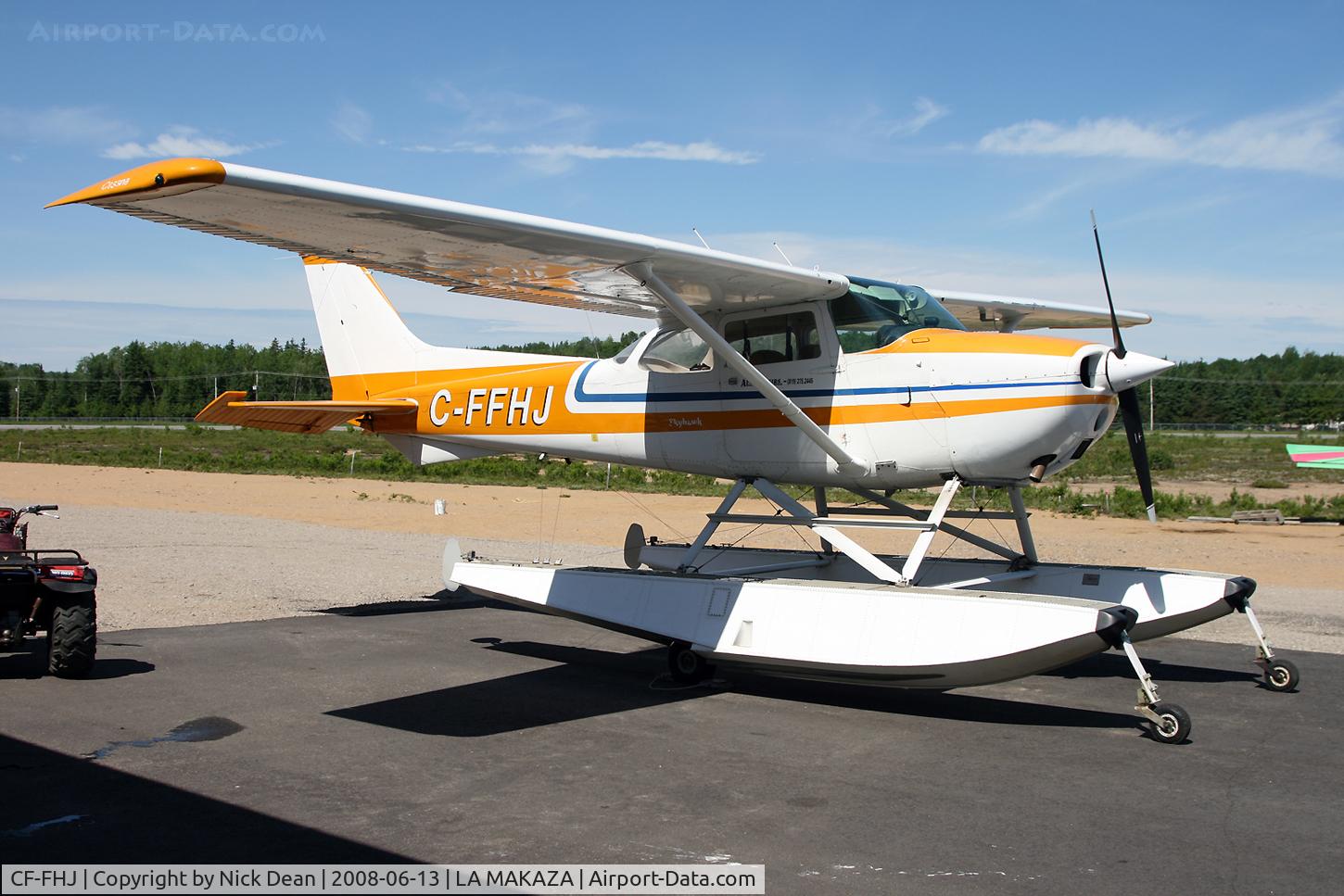 CF-FHJ, 1974 Cessna 172M C/N 17262307, /