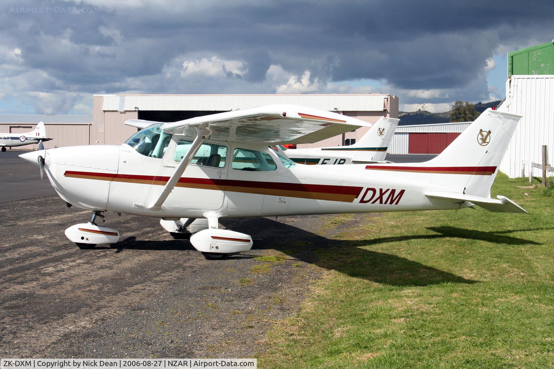 ZK-DXM, Cessna 172M C/N 17263561, /