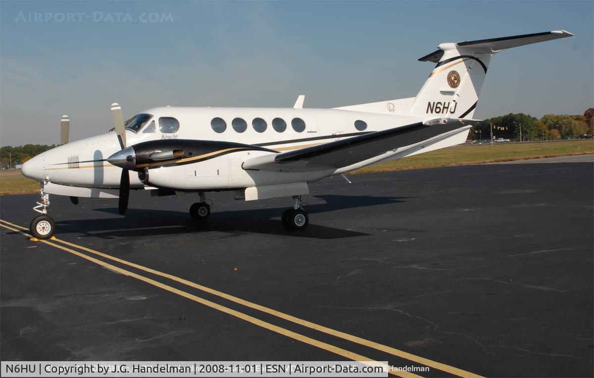 N6HU, 1977 Beech 200 C/N BB-319, Harding University KingAir at Easton MD