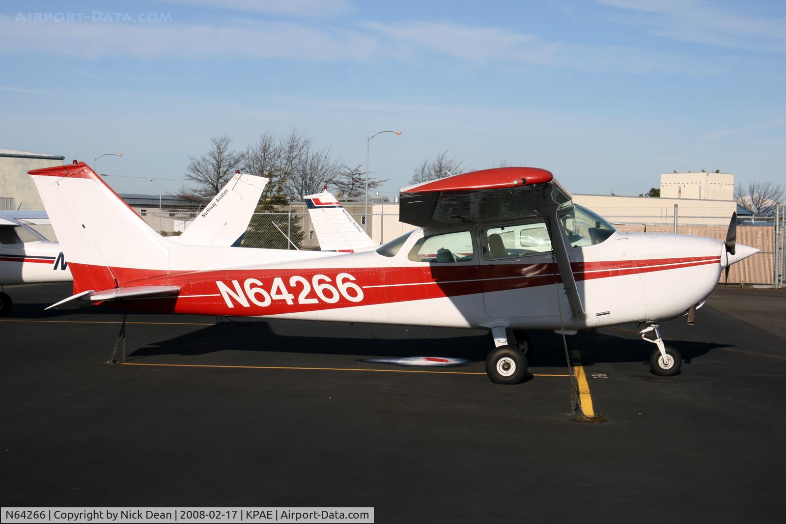 N64266, 1975 Cessna 172M C/N 17265138, /