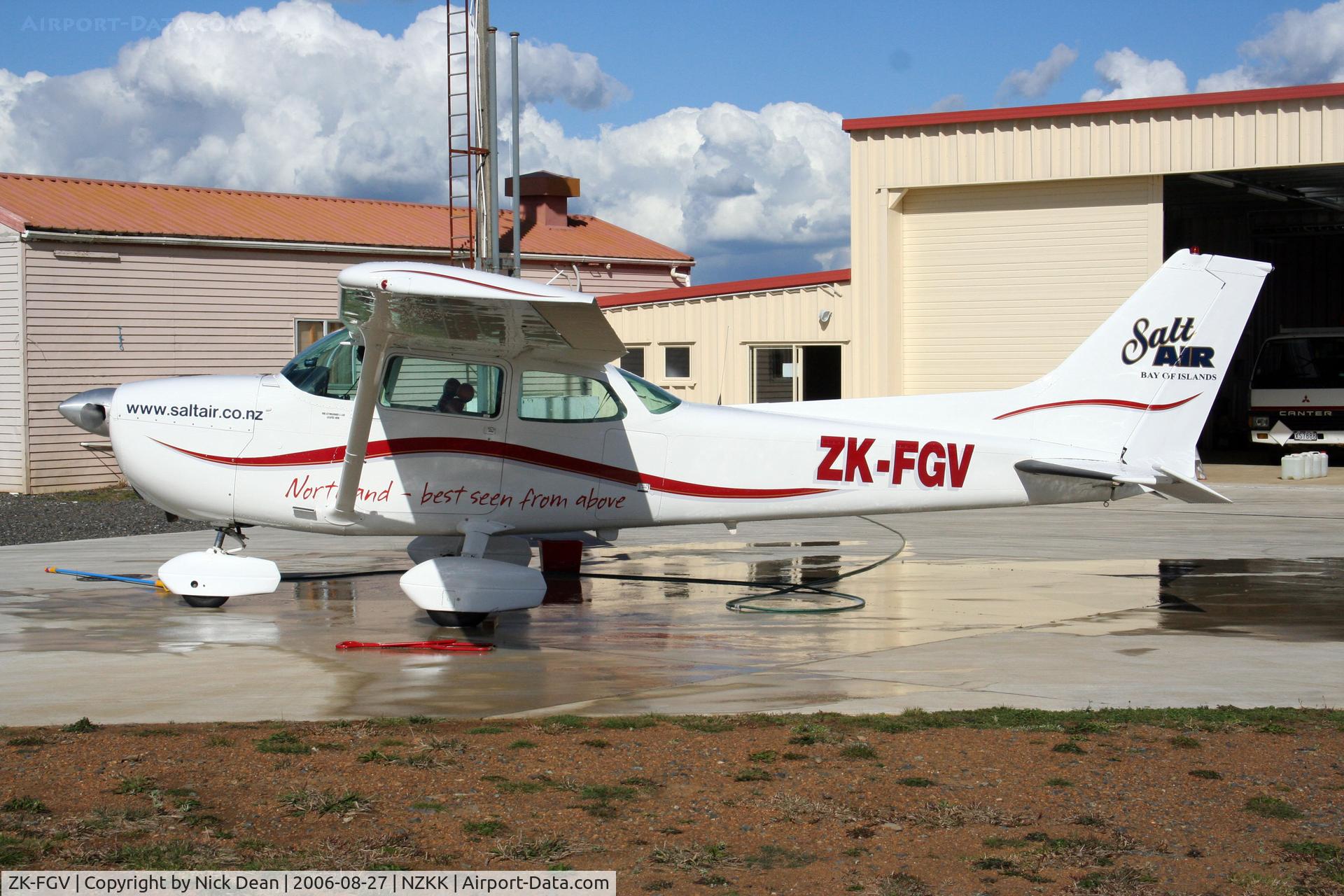 ZK-FGV, Cessna 172M C/N 17265485, /