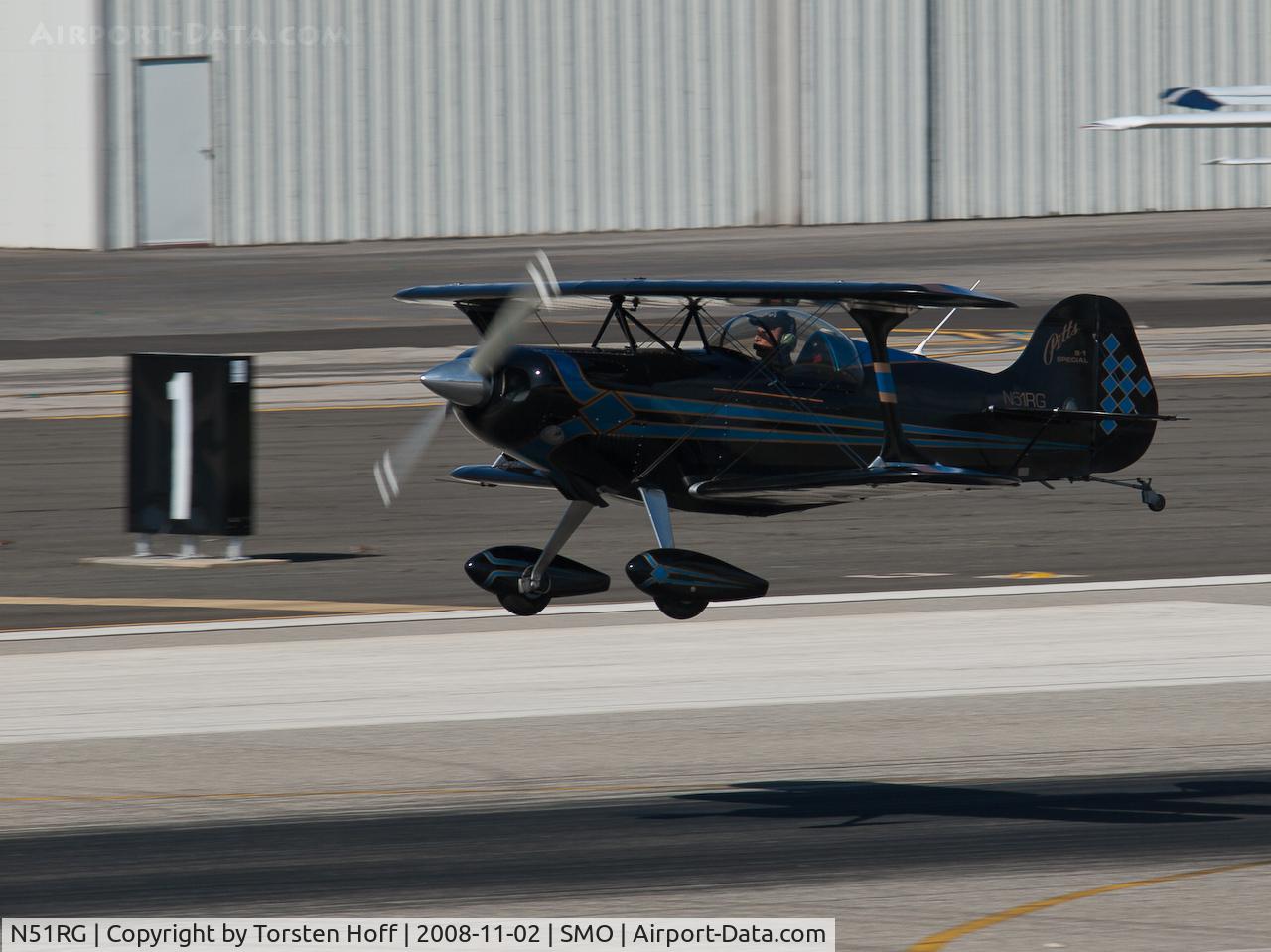 N51RG, Pitts S-1 Special C/N 110551, N51RG arriving on RWY 21