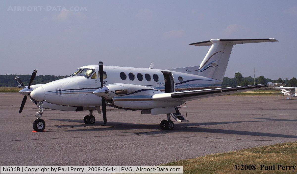 N636B, 1978 Beech C-12C Huron C/N BC-61, Quite an appealing visage