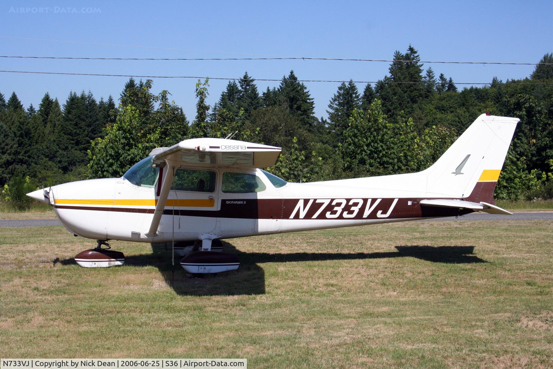 N733VJ, 1977 Cessna 172N C/N 17268580, .