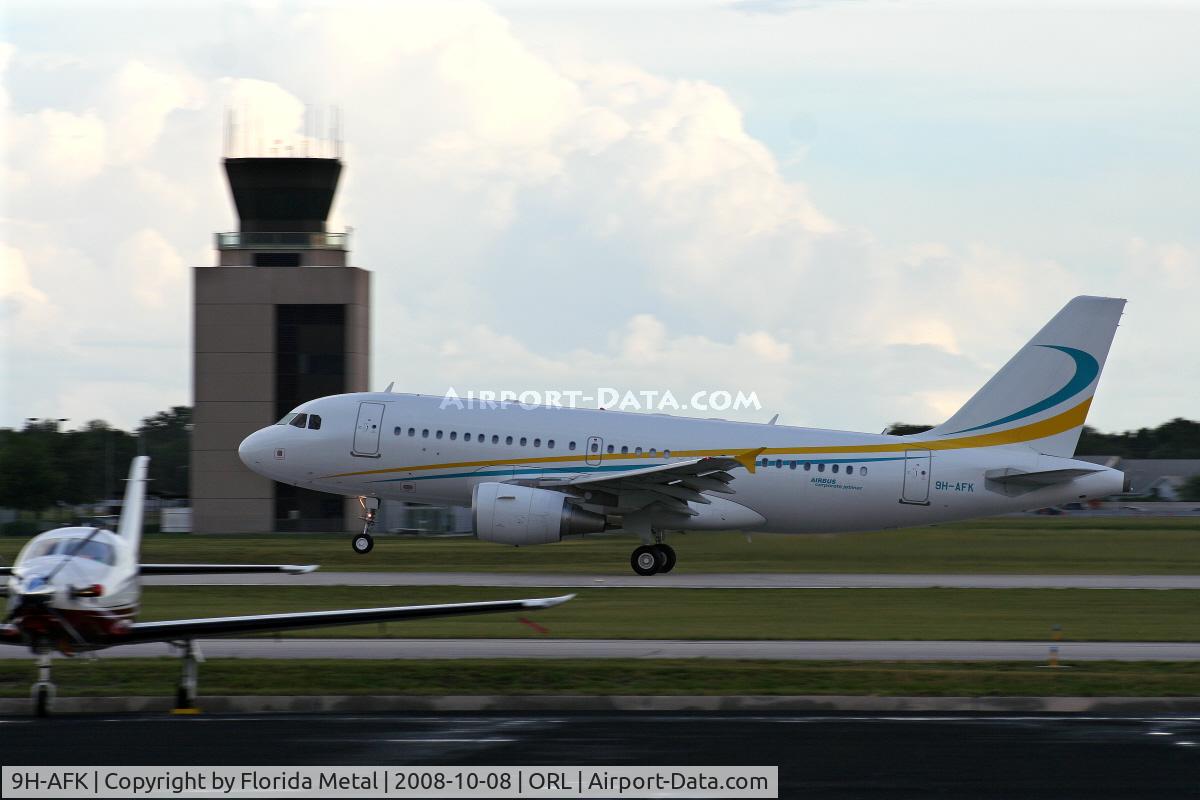 9H-AFK, 2005 Airbus A319-115 C/N 2592, Comlux A319CJ