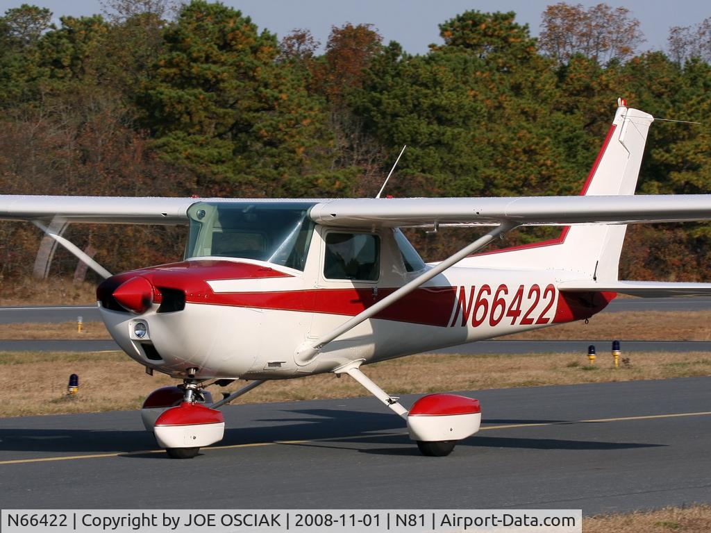 N66422, 1974 Cessna 150M C/N 15076036, Getting ready to leave Hammonton