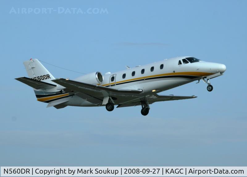 N560DR, 2000 Cessna 560XL C/N 560-5073, N560DR @ KAGC