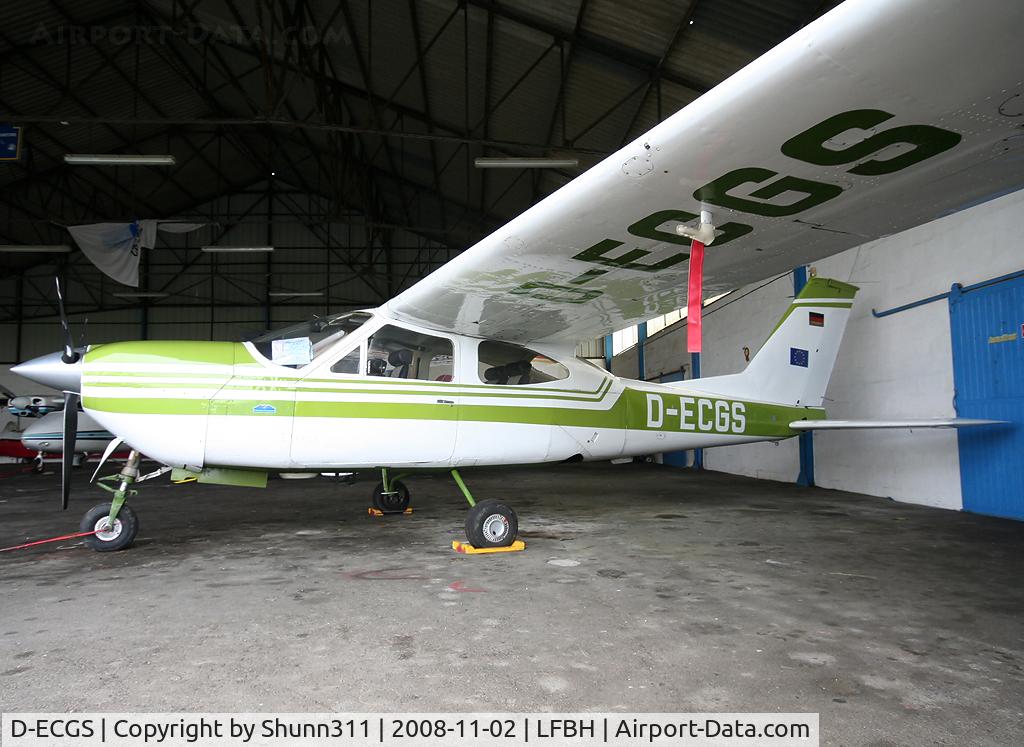 D-ECGS, Reims F177RG Cardinal RG C/N 0005, Inside Airclub's hangar...
