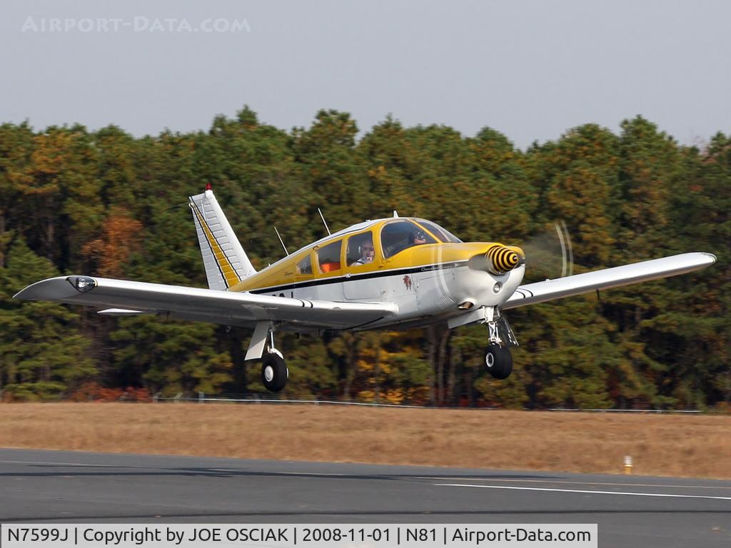 N7599J, 1969 Piper PA-28R-180 Cherokee Arrow C/N 28R-30997, Leaving N81 Hammonton.