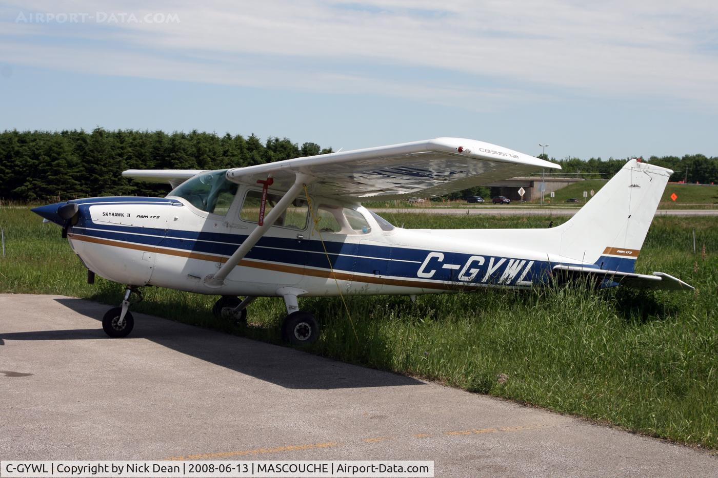C-GYWL, 1977 Cessna 172N C/N 17269646, /
