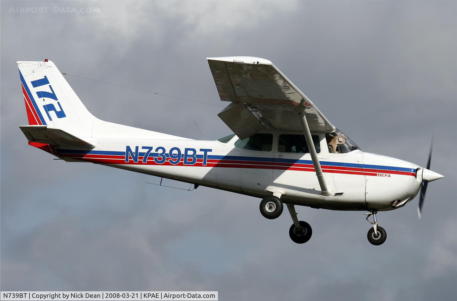 N739BT, 1978 Cessna 172N C/N 17270419, /