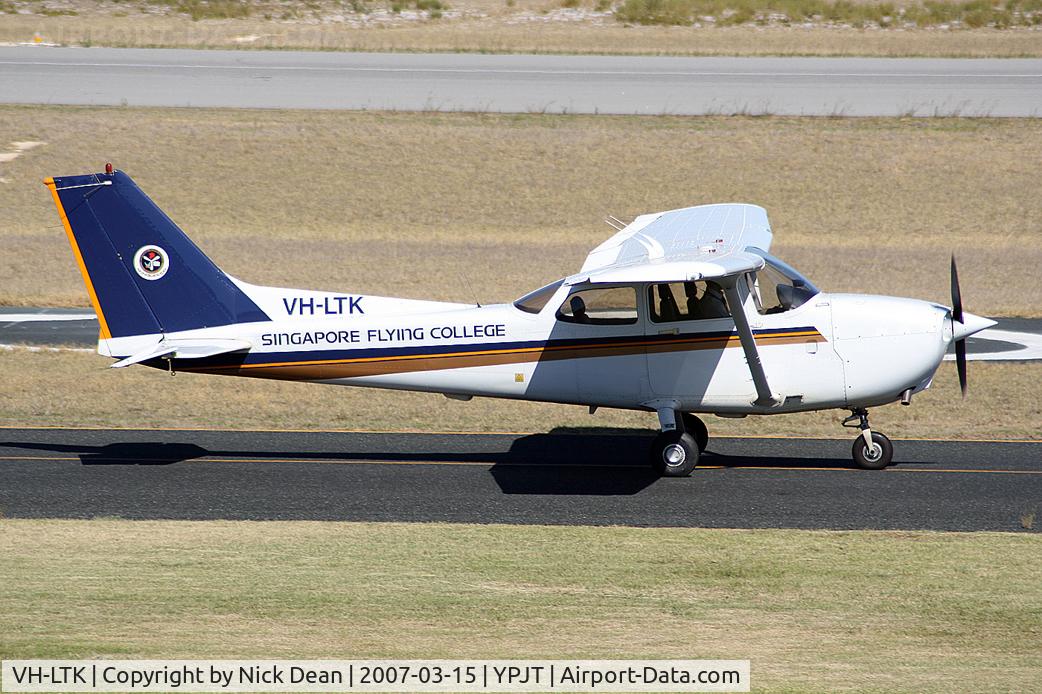 VH-LTK, 2002 Cessna 172R C/N 17281139, /