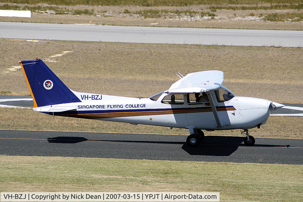 VH-BZJ, 2005 Cessna 172R C/N 17281235, /
