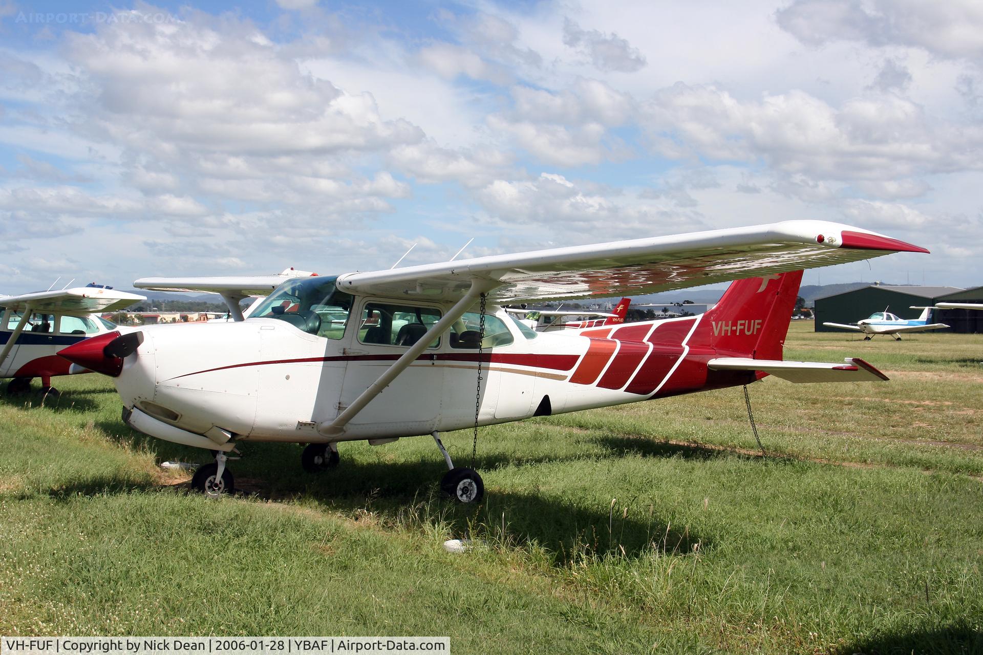 VH-FUF, Cessna 172RG Cutlass RG C/N 172RG0374, /