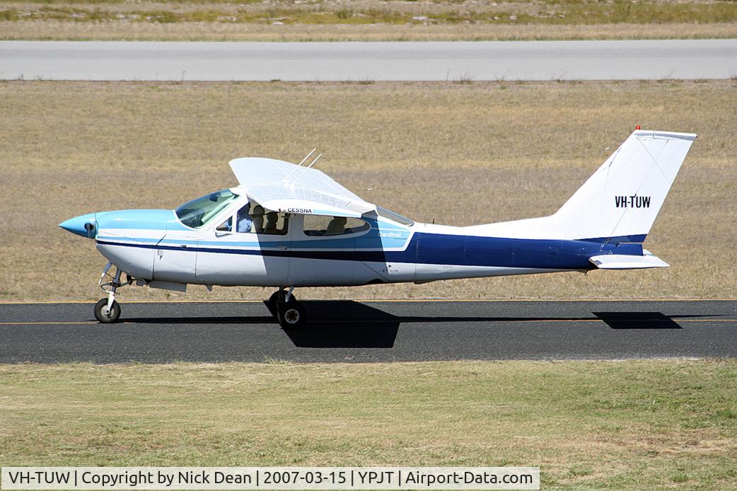 VH-TUW, 1977 Cessna 177RG Cardinal C/N 177RG1188, /