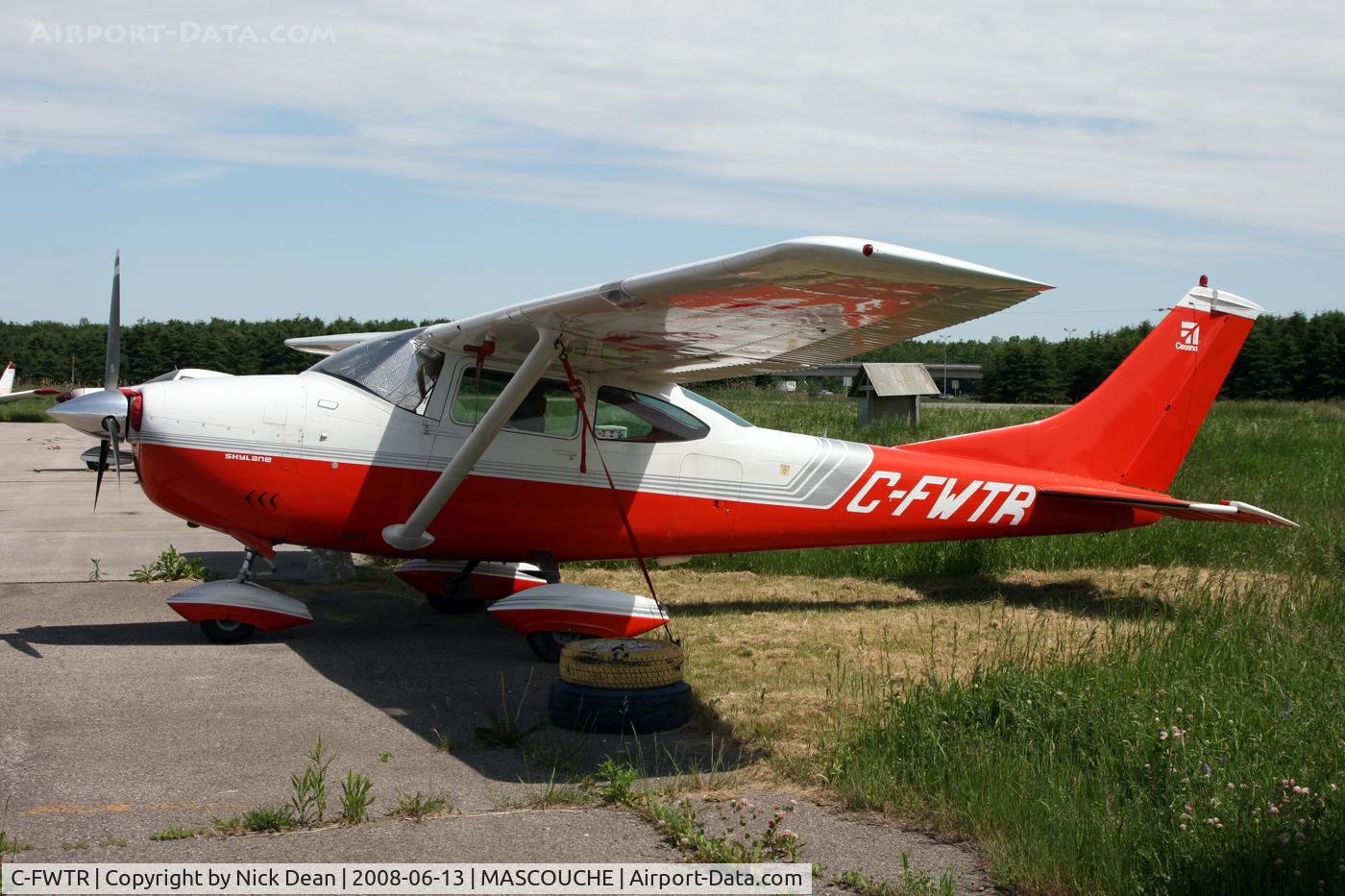 C-FWTR, 1968 Cessna 182L Skylane C/N 18258820, /