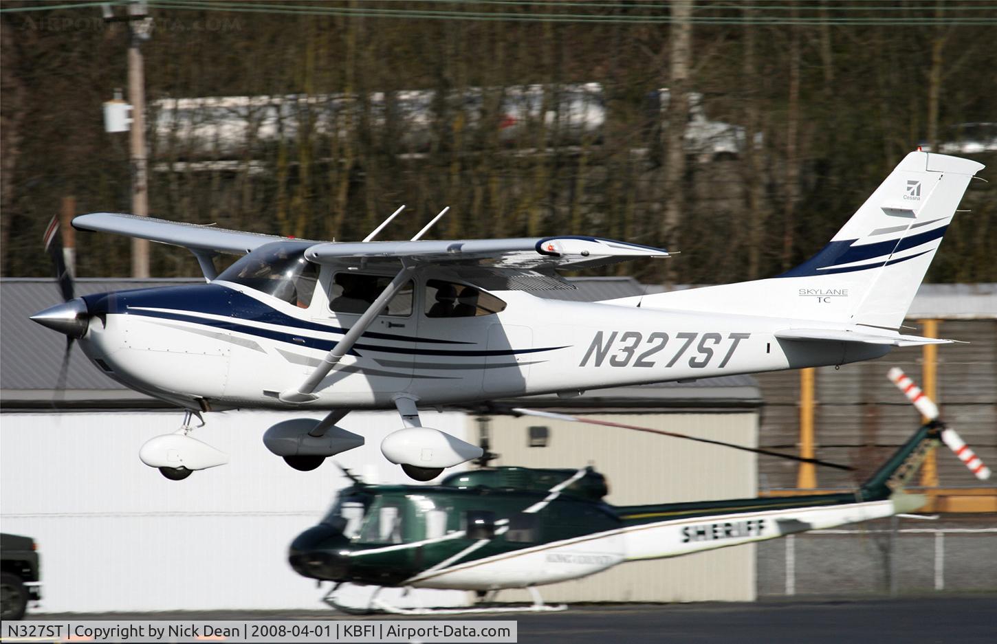 N327ST, 2005 Cessna T182T Turbo Skylane C/N T18208447, /