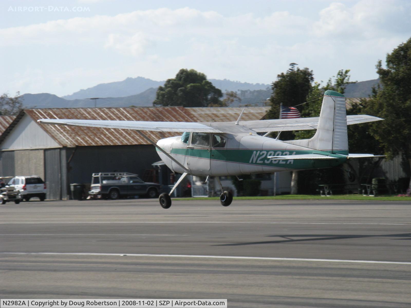 N2982A, 1953 Cessna 180 C/N 30182, 1953 Cessna 180, Continental O-470-A 225 Hp, first year of production, takeoff Rwy 22