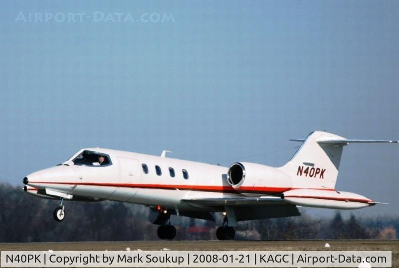 N40PK, 1979 Gates Learjet Corp. 35A C/N 260, N40PK Arriving @ KAGC