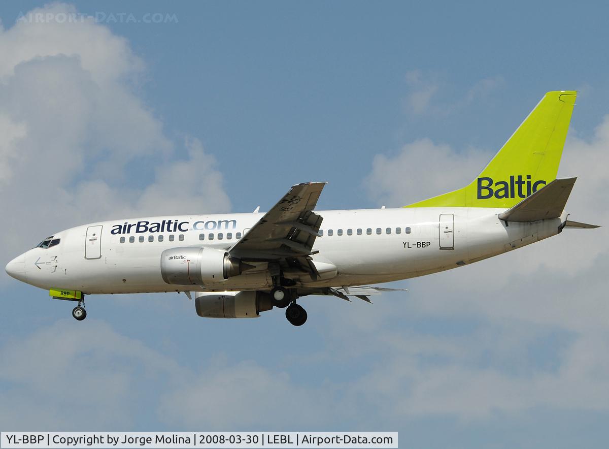YL-BBP, 1992 Boeing 737-522 C/N 26688, On short final to RWY 25R.