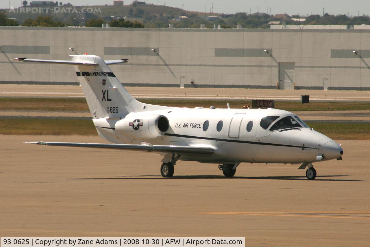 93-0625, 1993 Beechcraft T-1A Jayhwak C/N TT-82, At Alliance - Fort Worth