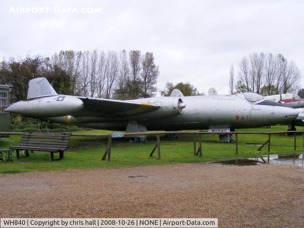 WH840, 1954 English Electric Canberra T.4 C/N EEP71278, Norfolk & Suffolk Aviation Museum