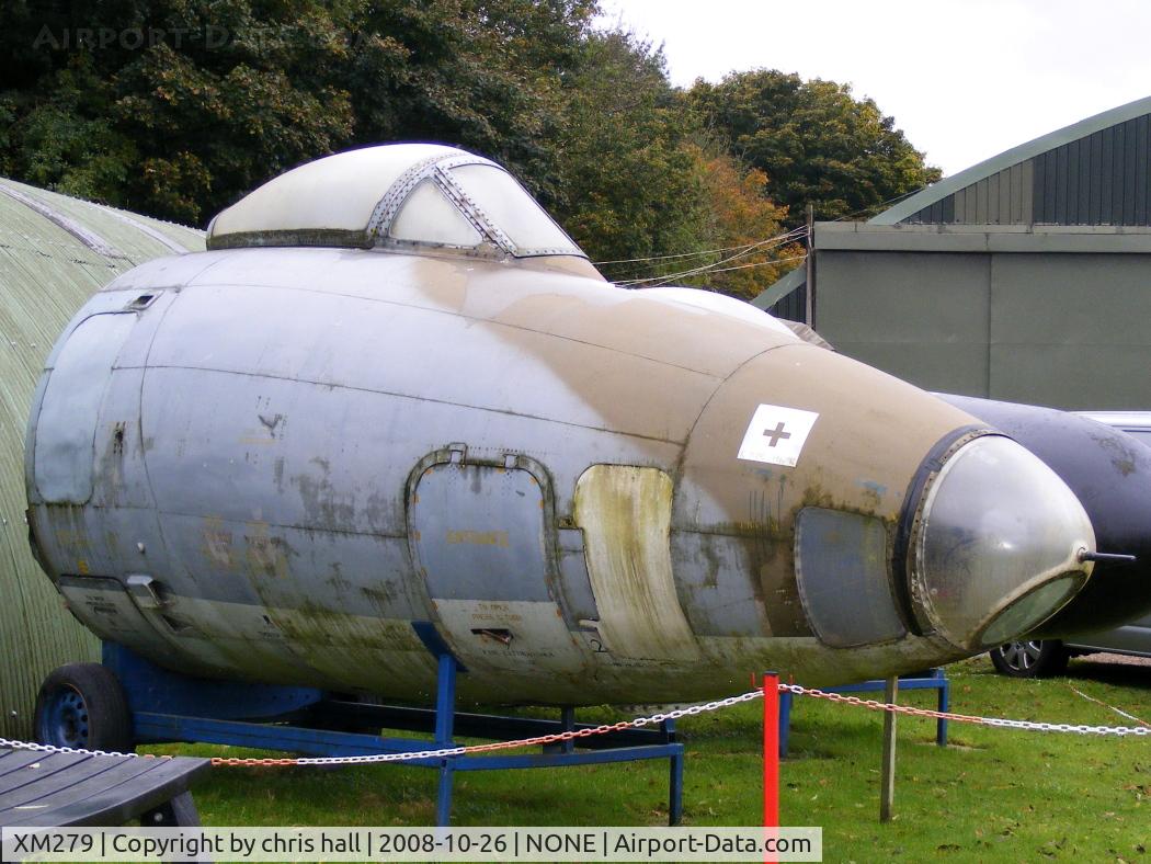 XM279, 1959 English Electric Canberra B(I).8 C/N EEP71648, Norfolk & Suffolk Aviation Museum