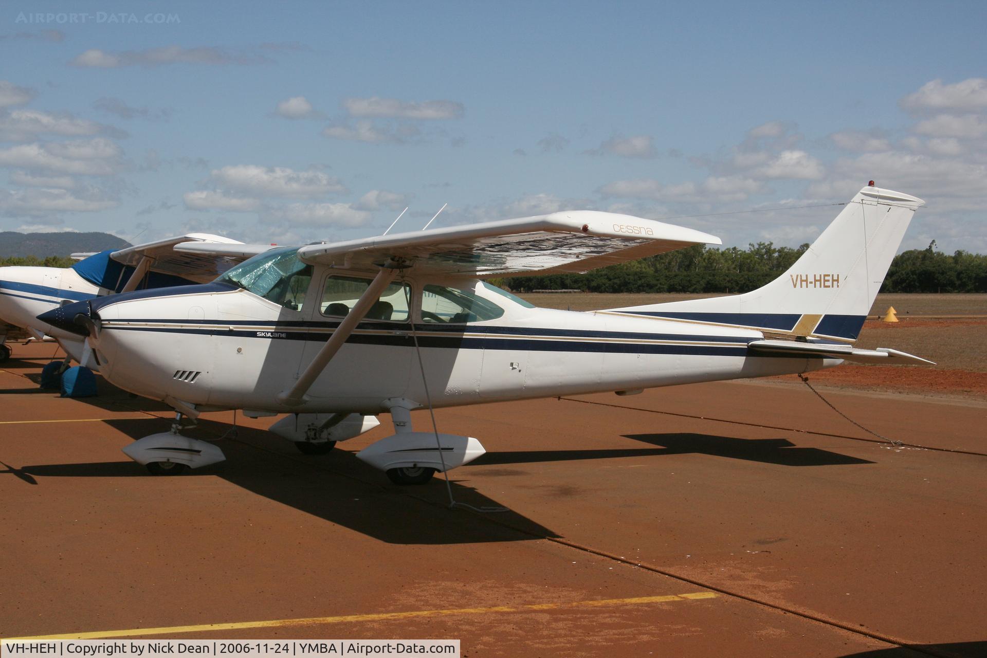 VH-HEH, 1973 Cessna 182P Skylane C/N 18261559, /