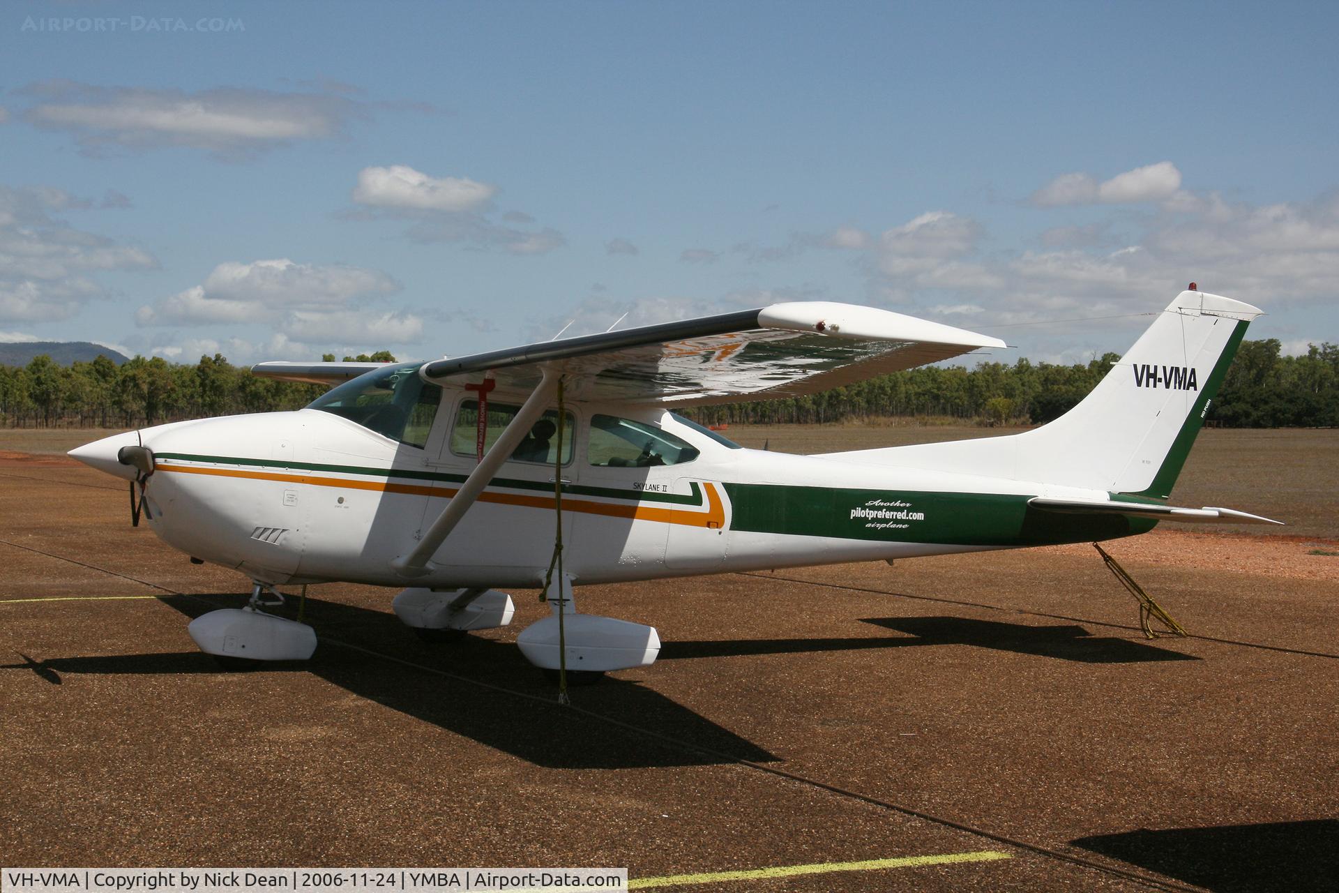 VH-VMA, 1977 Cessna 182Q Skylane C/N 18265504, /