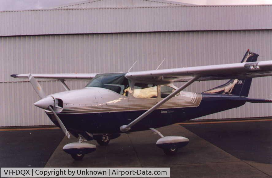 VH-DQX, 1970 Cessna 182N Skylane C/N 18260452, VH - DQX