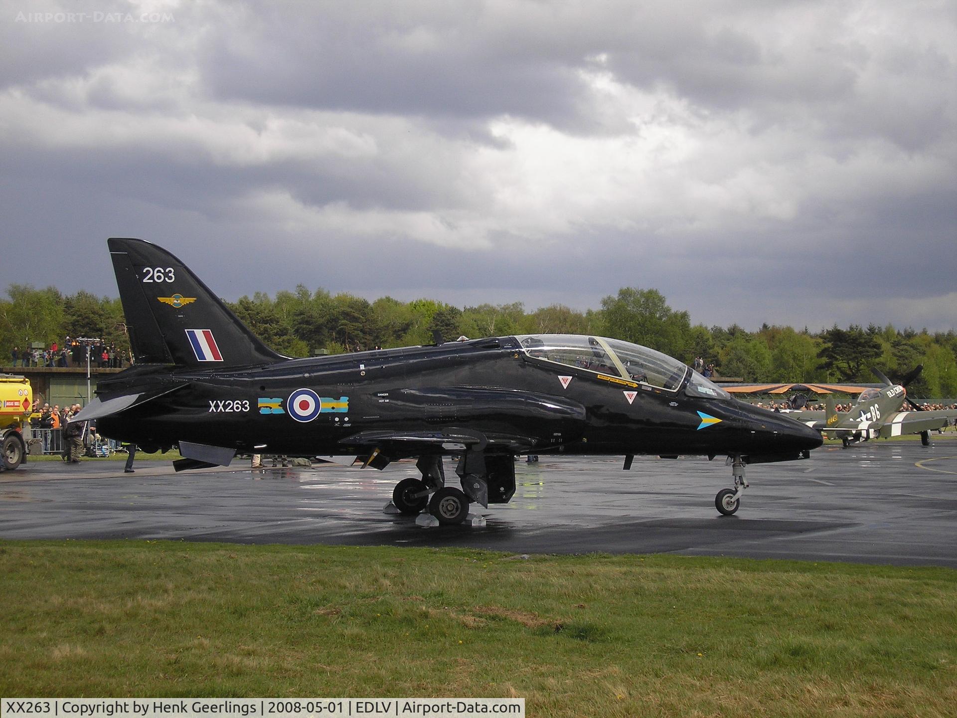XX263, 1978 Hawker Siddeley Hawk T.1A C/N 099/312099, Airport-Festival Airport Weeze ,  01 may 2008