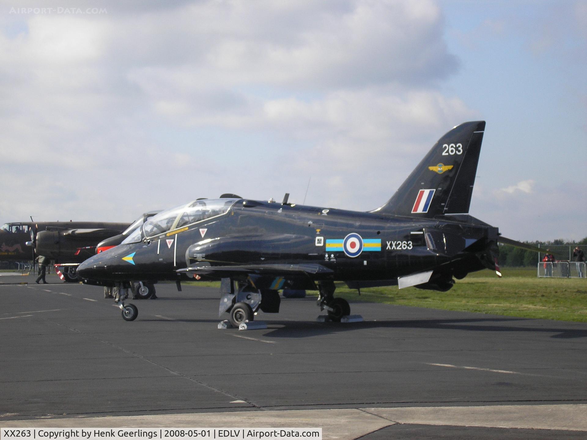 XX263, 1978 Hawker Siddeley Hawk T.1A C/N 099/312099, Airport-Festival Airport Weeze ,  01 may 2008