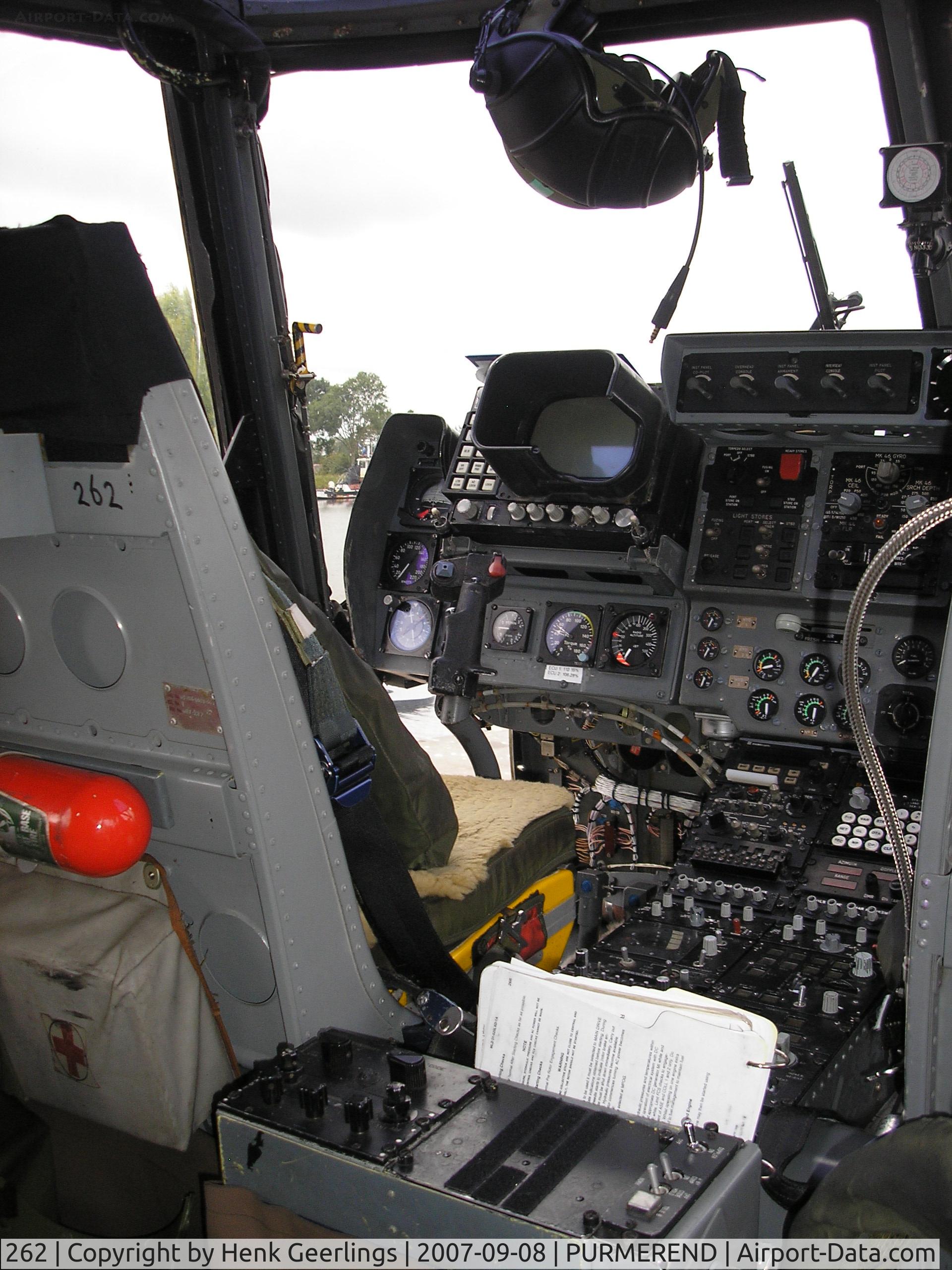 262, Westland SH-14D Lynx C/N 013, Cockpit , Lynx helicopter Dutch Navy