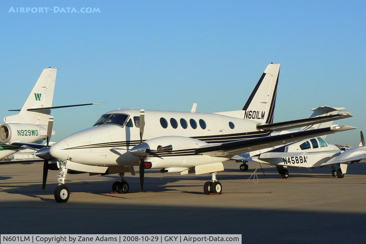 N601LM, 1972 Beech A100 King Air C/N B-116, At Arlington Municipal