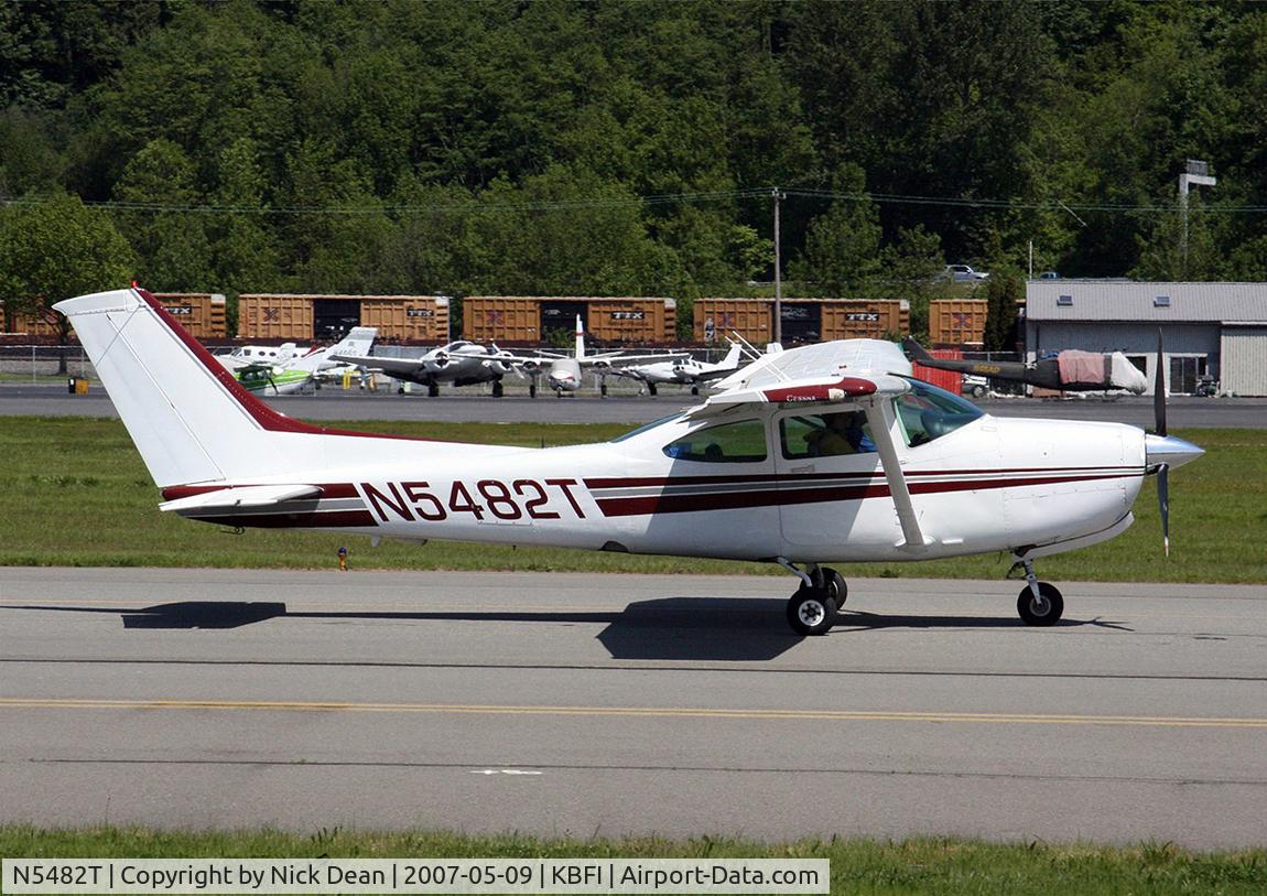 N5482T, 1982 Cessna R182 Skylane RG C/N R18201877, KBFI