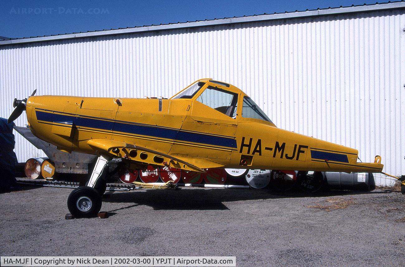 HA-MJF, 1975 Cessna A188B Agtruck C/N 18802343t, Now registered VH-AUW and not exactly what I was expecting to see in Perth