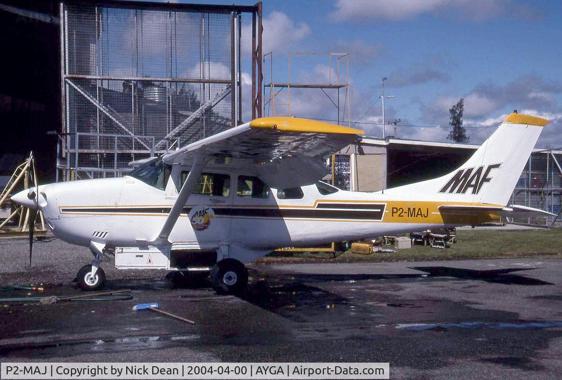 P2-MAJ, Cessna TU206G Turbo Stationair 6 Turbo Stationair C/N U20206295, /