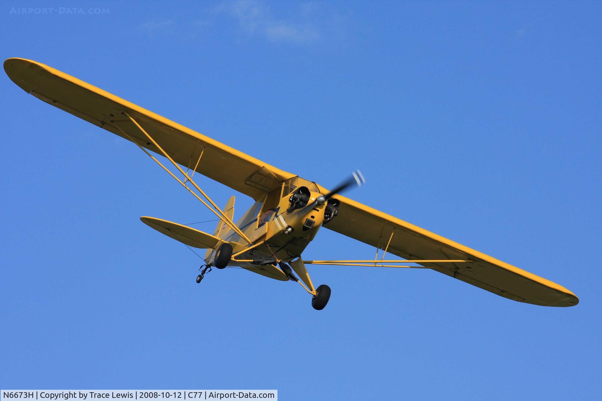 N6673H, 1946 Piper J3C-65 Cub C/N 19877, Landing at Poplar Grove