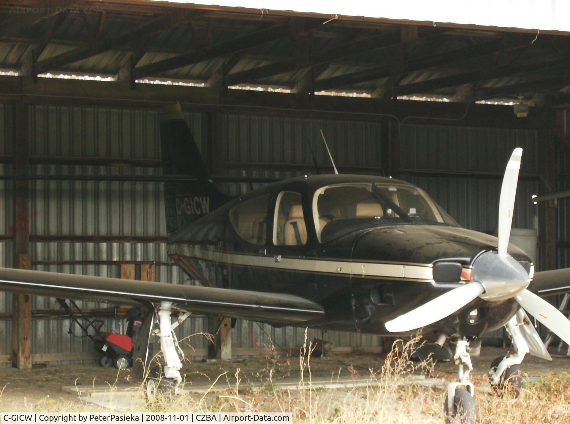 C-GICW, 1975 Aero Commander 112 C/N 400, @ Burlington Airport