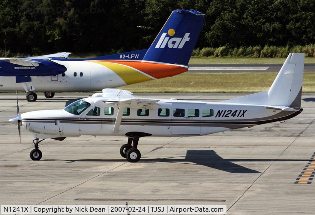 N1241X, 1998 Cessna 208B C/N 208B0657, /