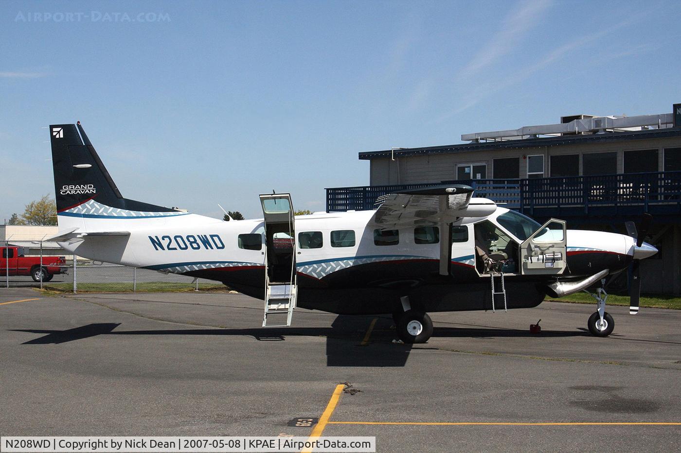 N208WD, 2006 Cessna 208B C/N 208B1196, Actually 208B-1233 but I cant figure out how to make the site select the deregistered frame