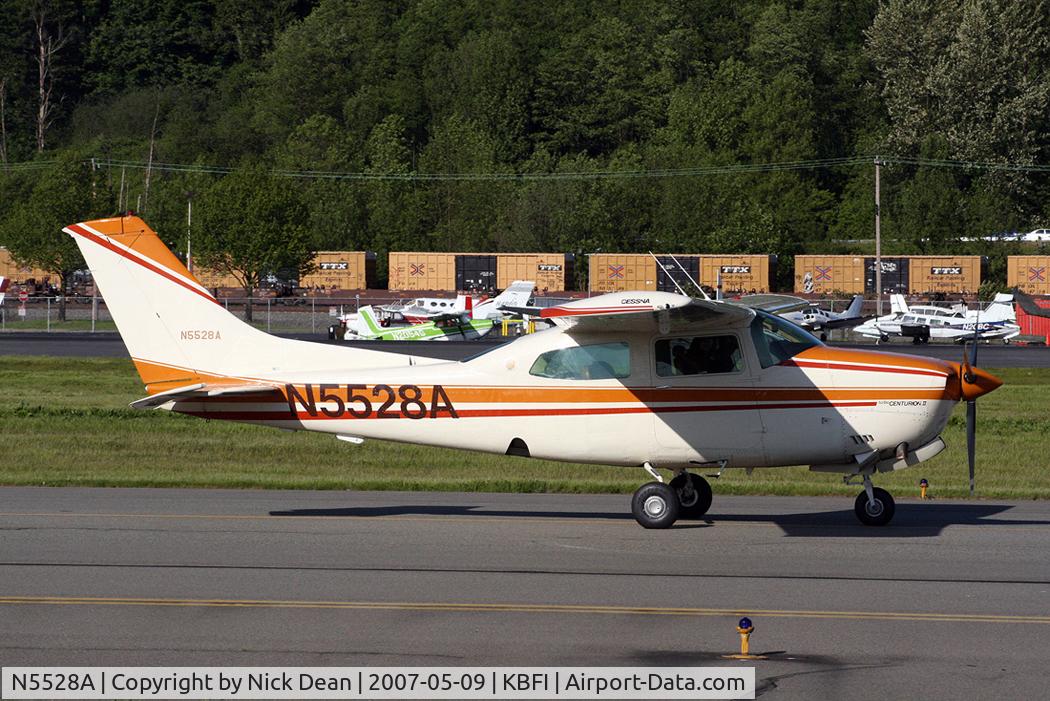 N5528A, Cessna T210N Turbo Centurion C/N 21063482, /