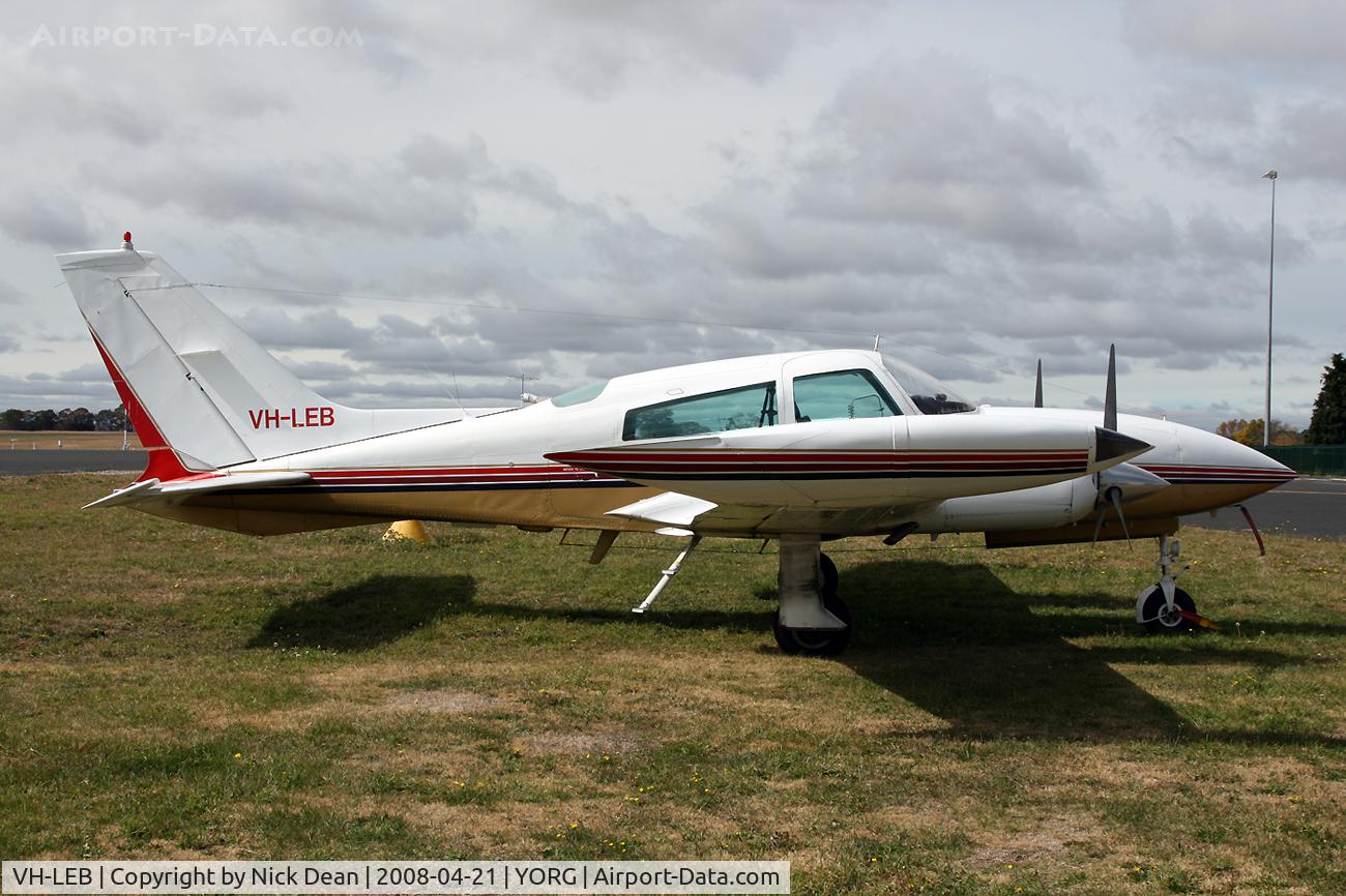 VH-LEB, 1977 Cessna 310R C/N 310R0997, /