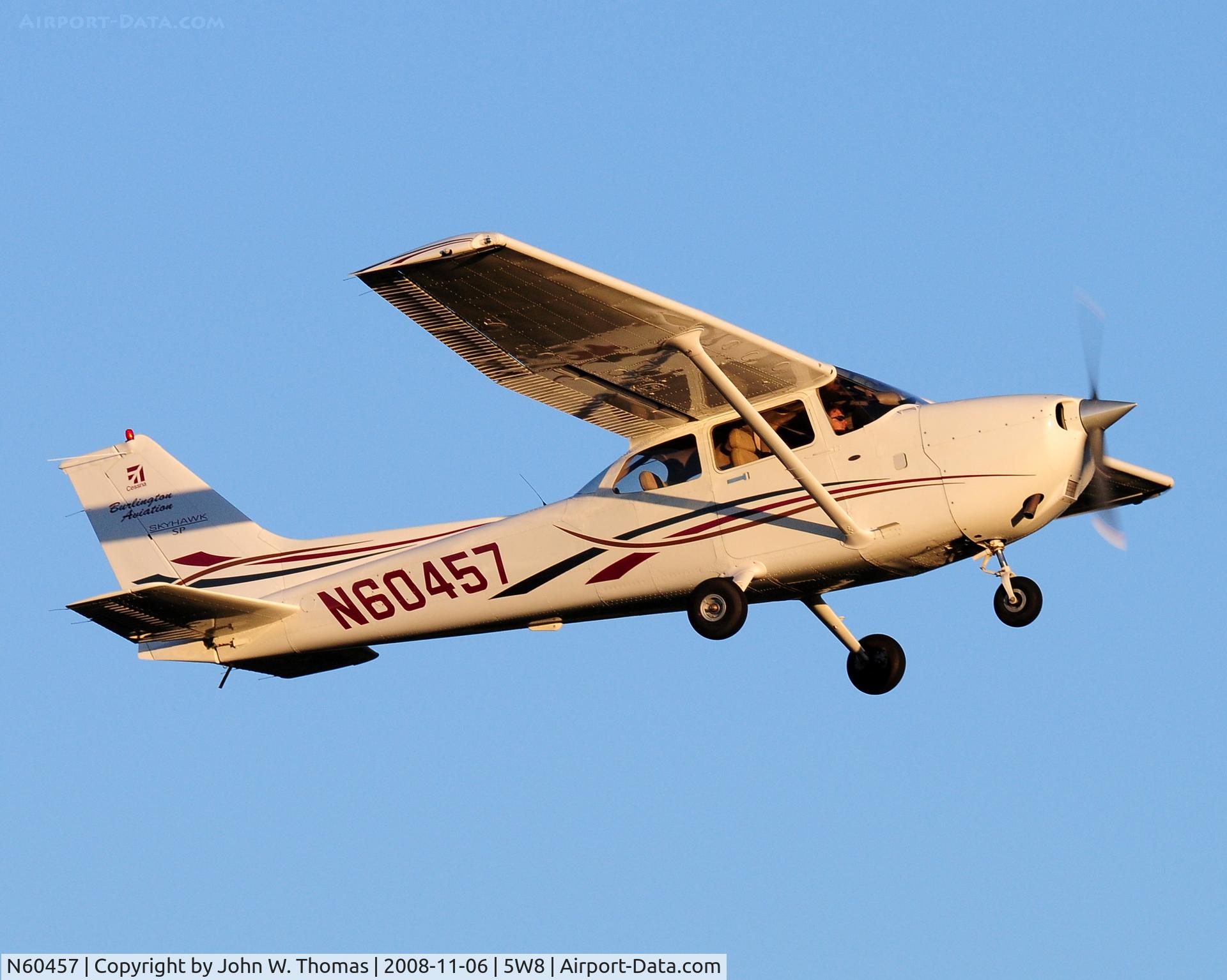 N60457, 2006 Cessna 172S C/N 172S10212, Departing runway 22