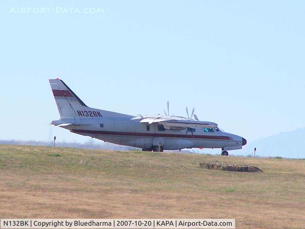 N132BK, 1981 Mitsubishi MU-2B-60 Marquise C/N 1529SA, Position and hold for 17L.