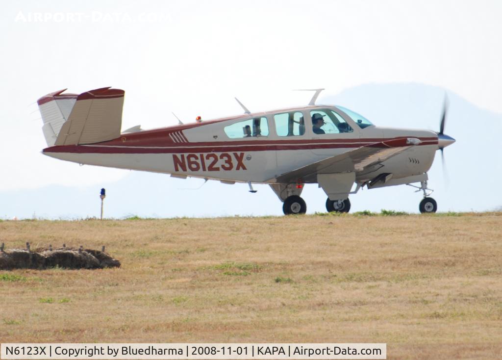 N6123X, 1981 Beech V35B Bonanza C/N D-10385, Position and hold for 17L.